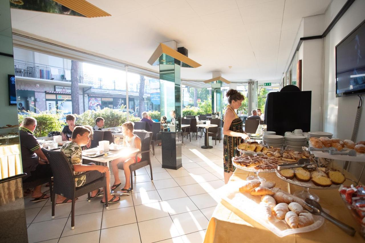 Hotel Fantini Gatteo a Mare Dış mekan fotoğraf